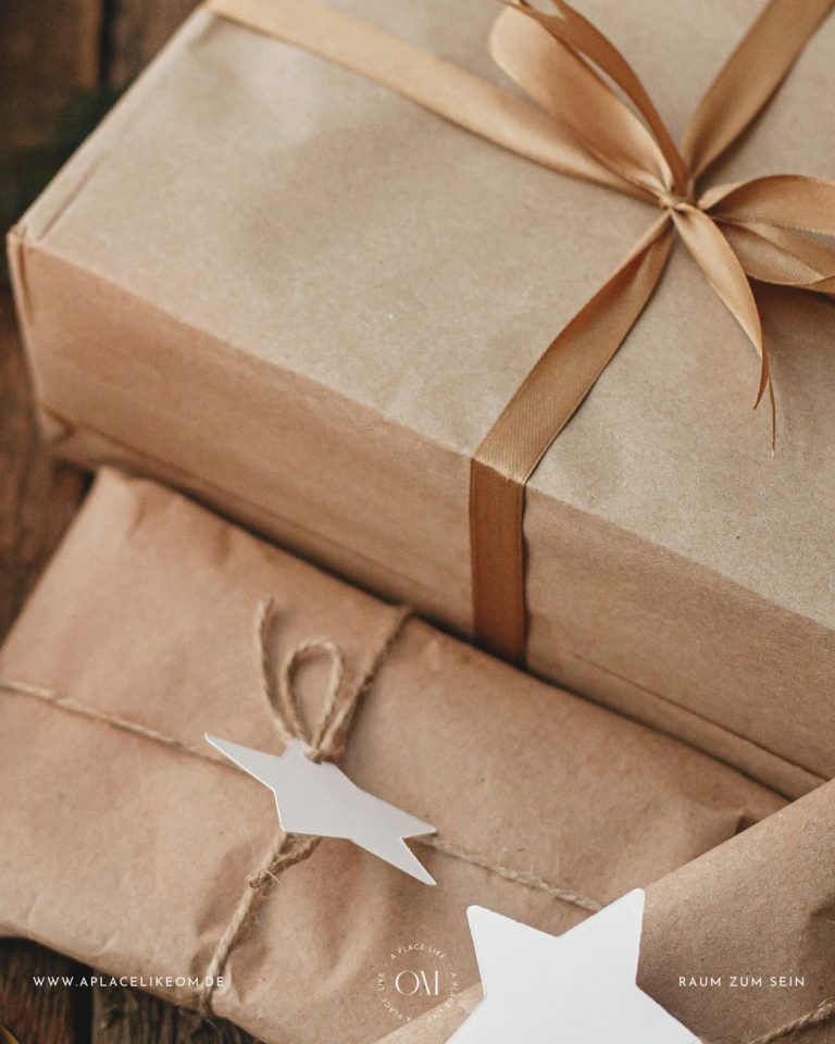 Instagram post from aplacelikeom. This post is in position 1.